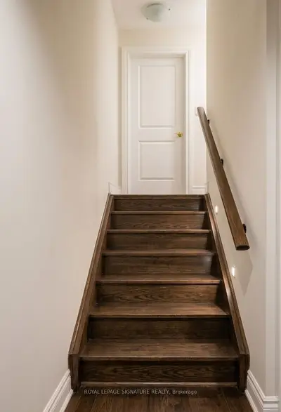 282 Aylesworth Avenue All Inclusive Basement, Toronto, On M1n 2k2