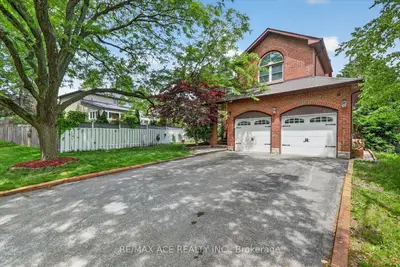 4 Beaumont Drive, Ajax, On L1t 1r9