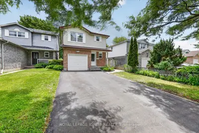Detached in Oshawa