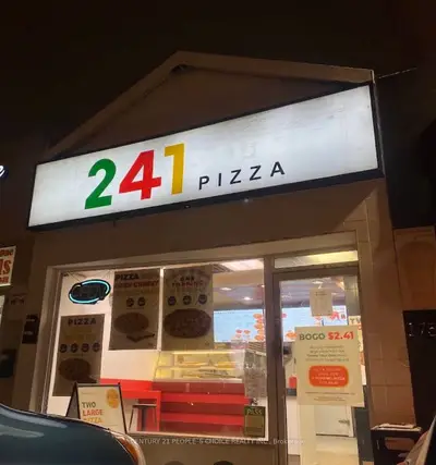 1756 Lawrence Avenue E, Toronto, On M1r 2y7