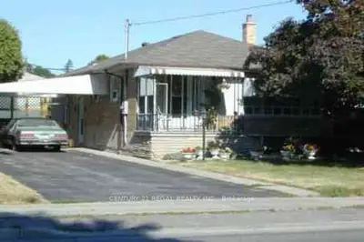 Detached in Toronto