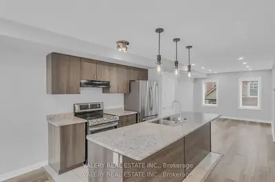 Condo Townhouse in Oshawa