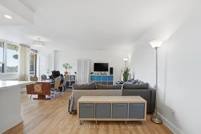 180 Markham Road 503, Toronto, On M1m 2z9