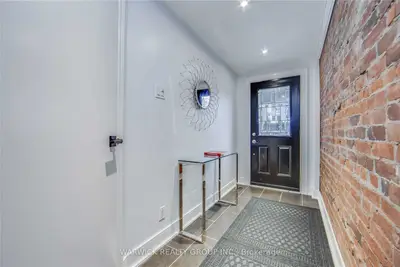 57 Bertmount Avenue Lower, Toronto, On M4m 2x8