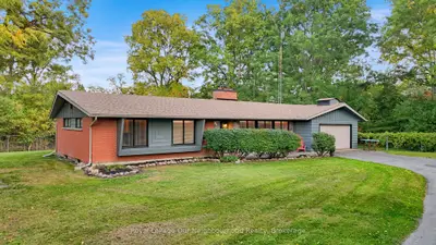 1539 Finch Avenue, Pickering, On L1v 1k2