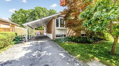 23 Earswick Drive, Toronto, On M1e 1c7