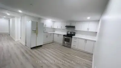 555 Military Trail Apt 4, Toronto, On M1e 4s7