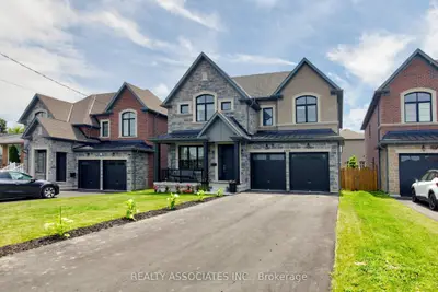 Detached in Toronto