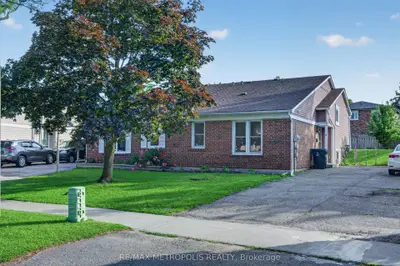 16 Stanbridge Court, Toronto, On M1b 2s5