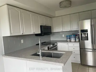 1036 Southport Drive, Oshawa, On L1h 8a3