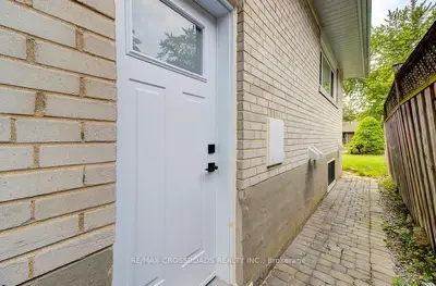 55 Gondola Crescent, Toronto, On M1g 2j2