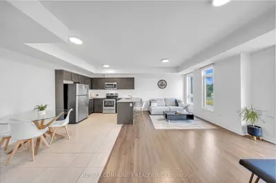 1761 Rex Heath Drive, Pickering, On L1x 0e4