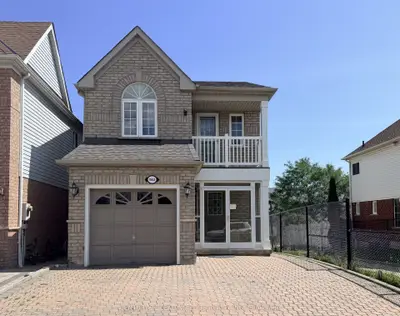 Detached in Pickering