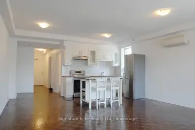 529 Danforth Avenue 2, Toronto, On M4k 1p7