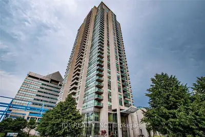 Condo Apartment in Toronto