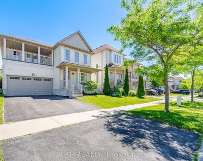 Detached in Oshawa