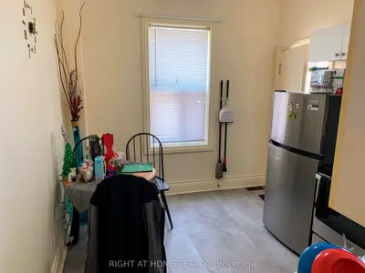 229 Pape Avenue Rear, Toronto, On M4k 1a5