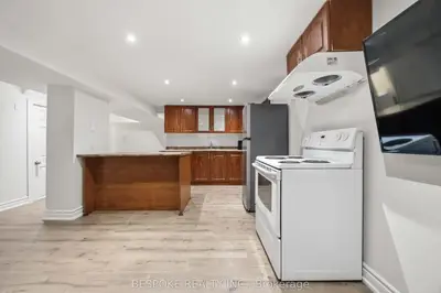 54 Mcinnes Crescent Bsmt, Toronto, On M1b 5e8