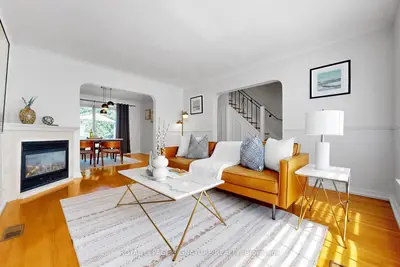 67 Cathedral Bluffs Drive, Toronto, On M1m 2t6