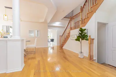 17 Weston Crescent, Ajax, On L1t 0c7