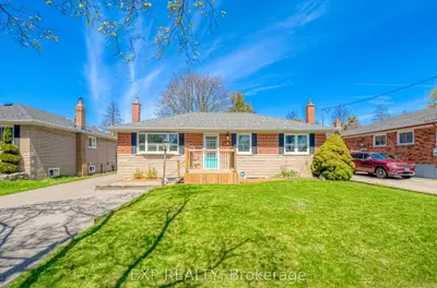 Detached in Oshawa