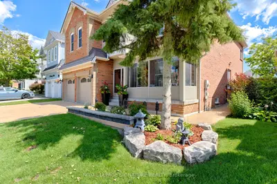 11 Downey Drive, Whitby, On L1m 1j3