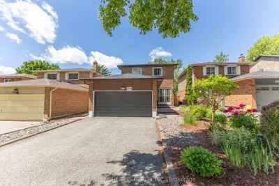 Detached in Pickering