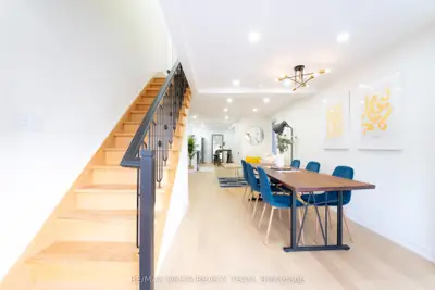 7 Craven Road Basement Apartment, Toronto, On M4l 2z4