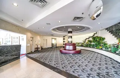 2550 Lawrence Avenue E 402, Toronto, On M1p 4z3