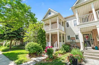 Condo Townhouse in Whitby