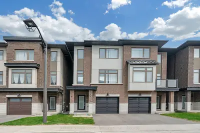 250 Finch Avenue 33, Pickering, On L1v 0g6