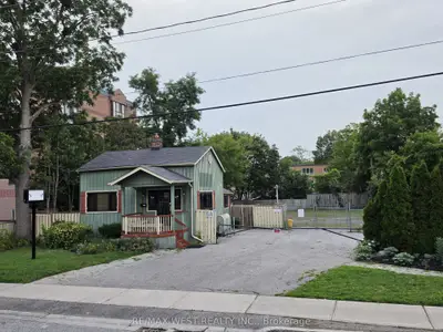 119 Ash Street, Whitby, On L1n 4b1