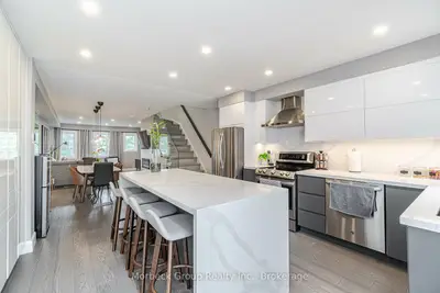 1100 Begley Street 24, Pickering, On L1w 4b3