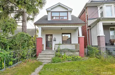 Detached in Toronto