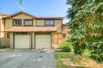 Condo Townhouse in Toronto