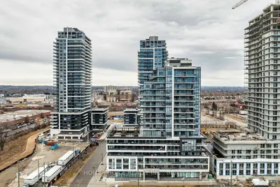 Condo Apartment in Pickering