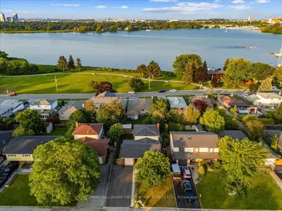 Detached in Pickering