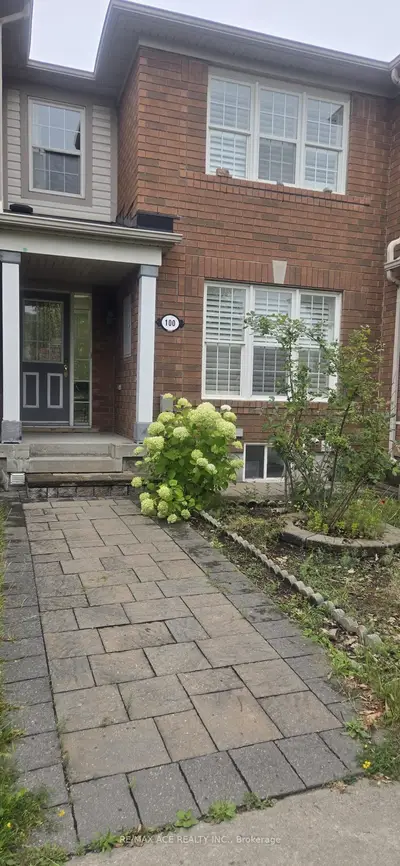 100 Staines Road, Toronto, On M1x 1y9
