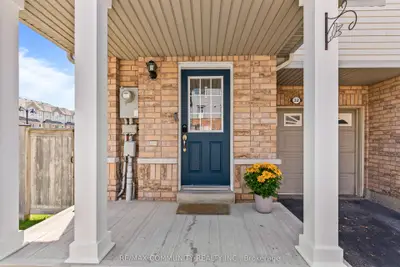 32 Bartolo Lane, Ajax, On L1t 0c2
