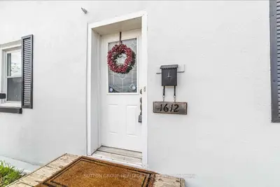 1612 Dufferin Street, Whitby, On L1n 1b2