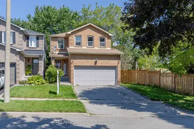 4 Stanford Crescent, Clarington, On L1b 1g1