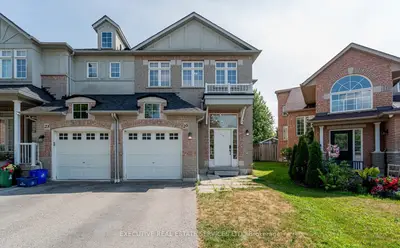 Semi-Detached in Whitby