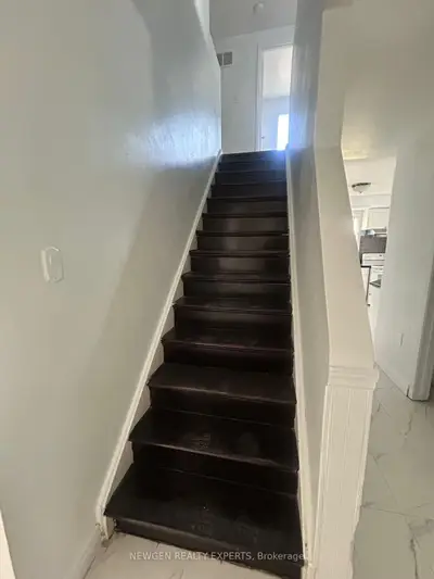 264 John Tabor Trail, Toronto, On M1b 2r7
