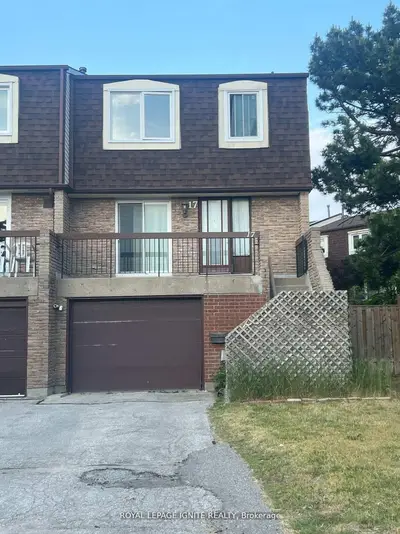 Condo Townhouse in Toronto