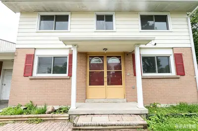 59 Brimorton Drive, Toronto, On M1p 3z3