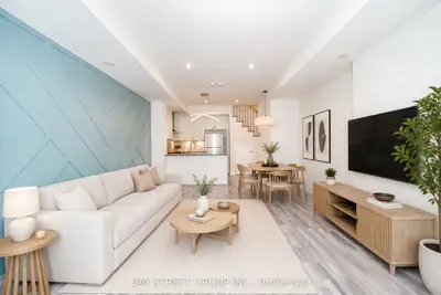 Condo Townhouse in Pickering
