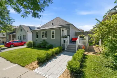 Detached in Oshawa