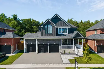 55 Harry Lee Crescent, Clarington, On L1c 7g5
