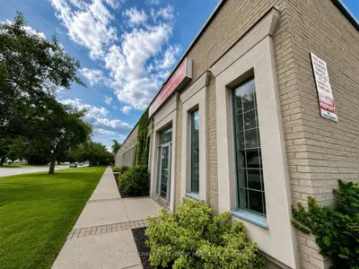 126 Commercial Avenue 2, Ajax, On L1s 2h5