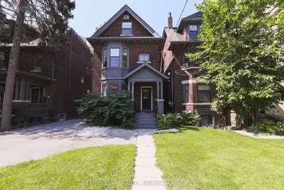 Detached in Toronto